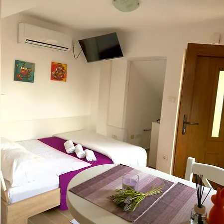 Veronica Rooms, Apartman Abbázia